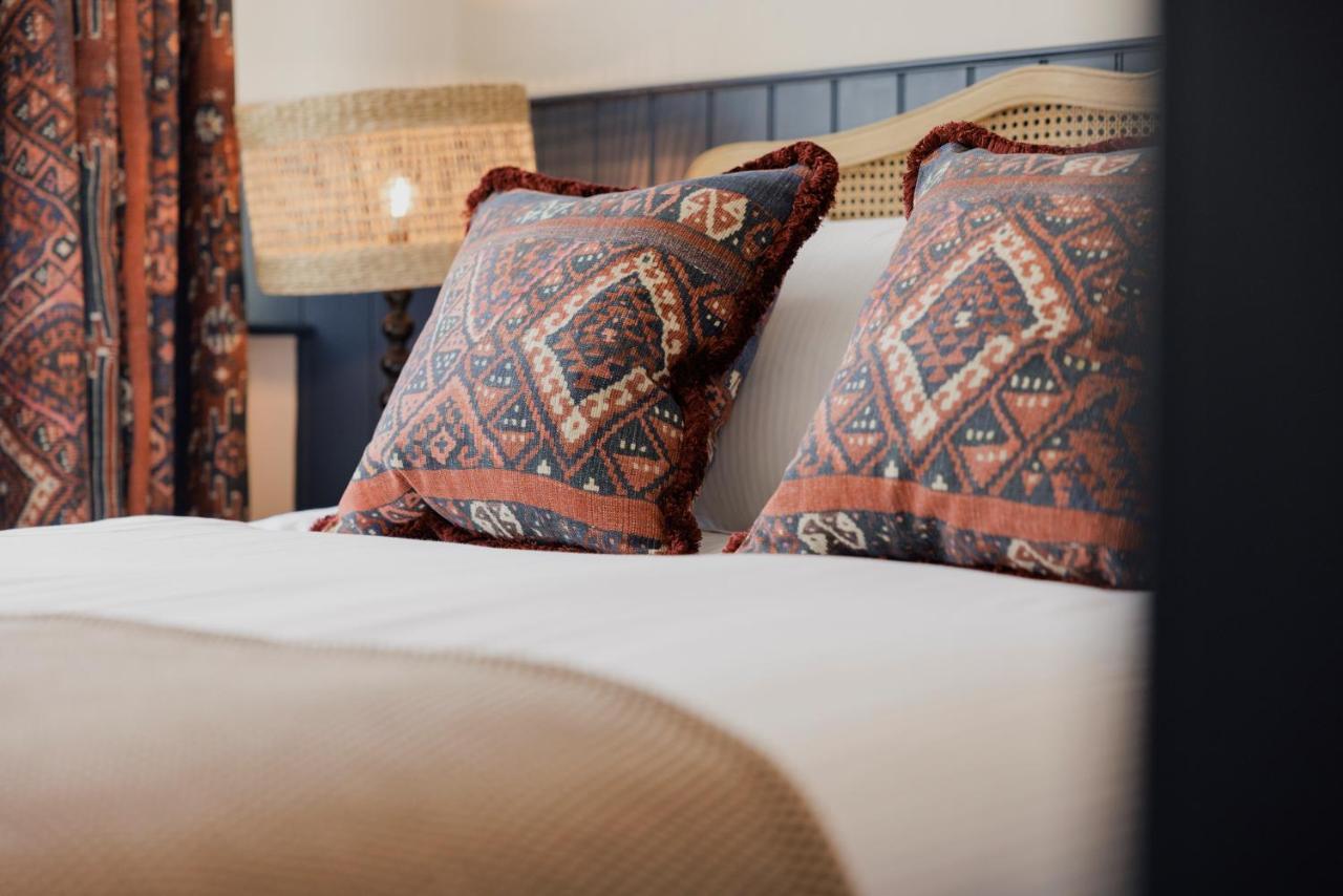 The George & Dragon Hotel Уестърам Екстериор снимка