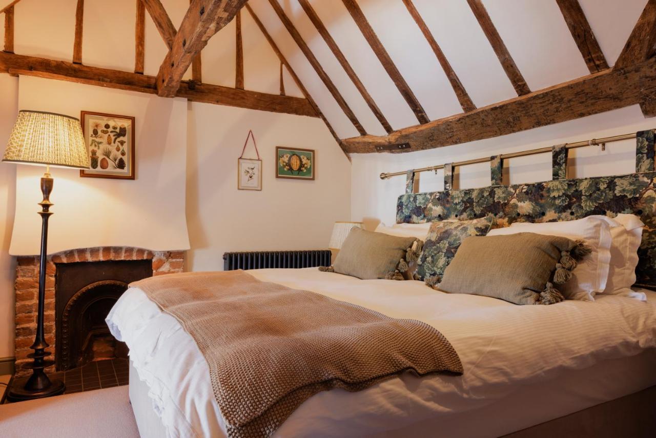 The George & Dragon Hotel Уестърам Екстериор снимка